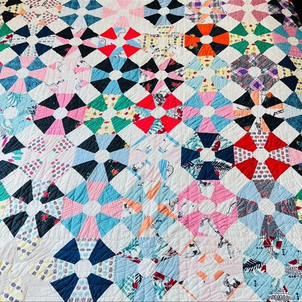 72”x80” Gorgeous Vintage Octagon Quit Handmade and Hand Stitched.